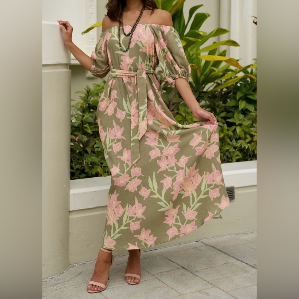 Kahulale’a Maxi Dress